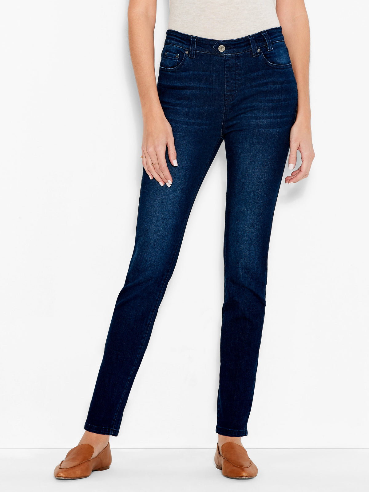 Studio Slim Ankle Jeans