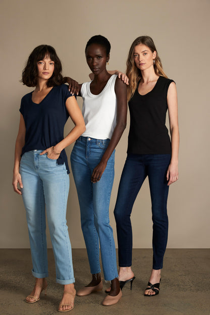 Studio Slim Ankle Jeans
