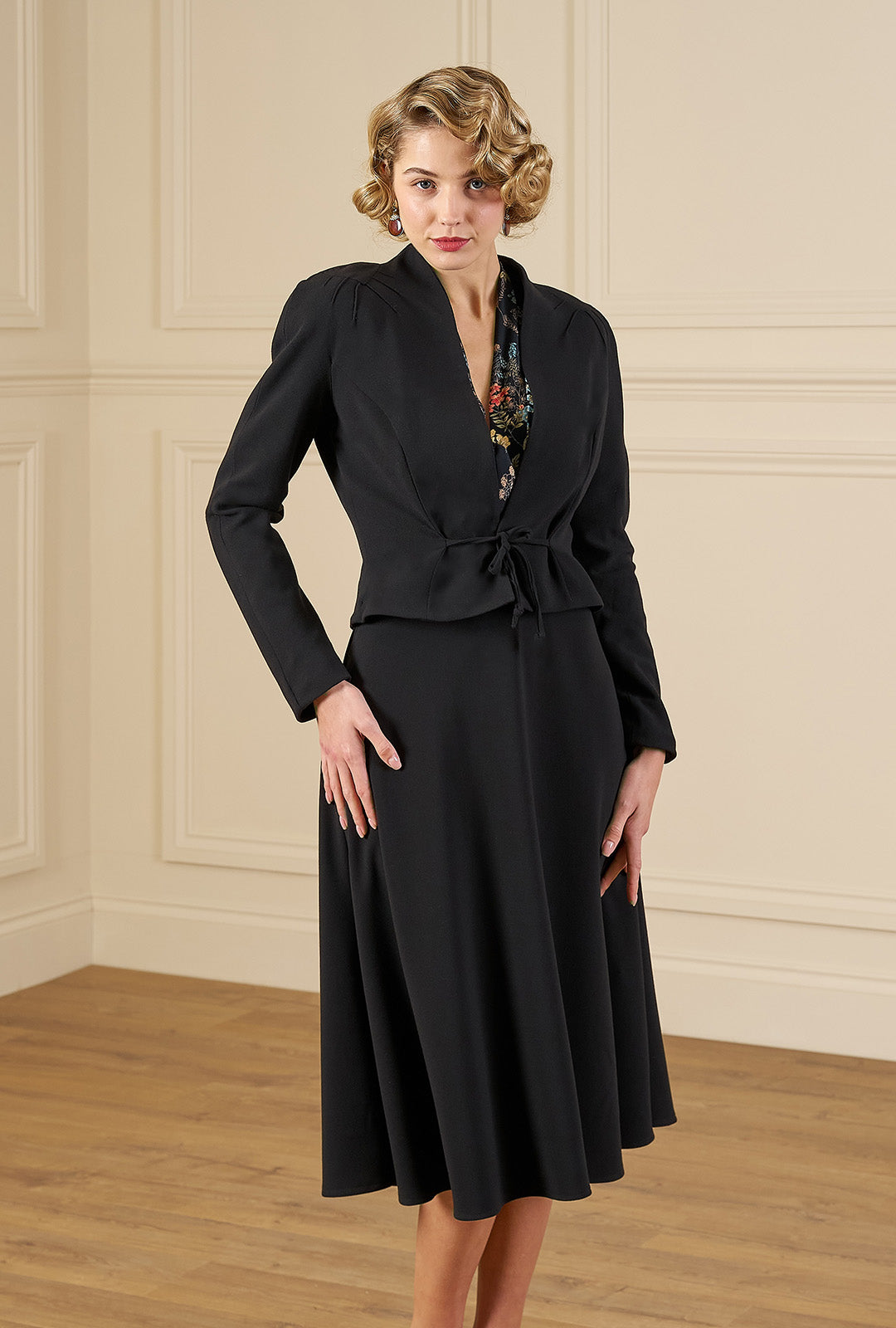 1940s Stanwyck Jacket - Black